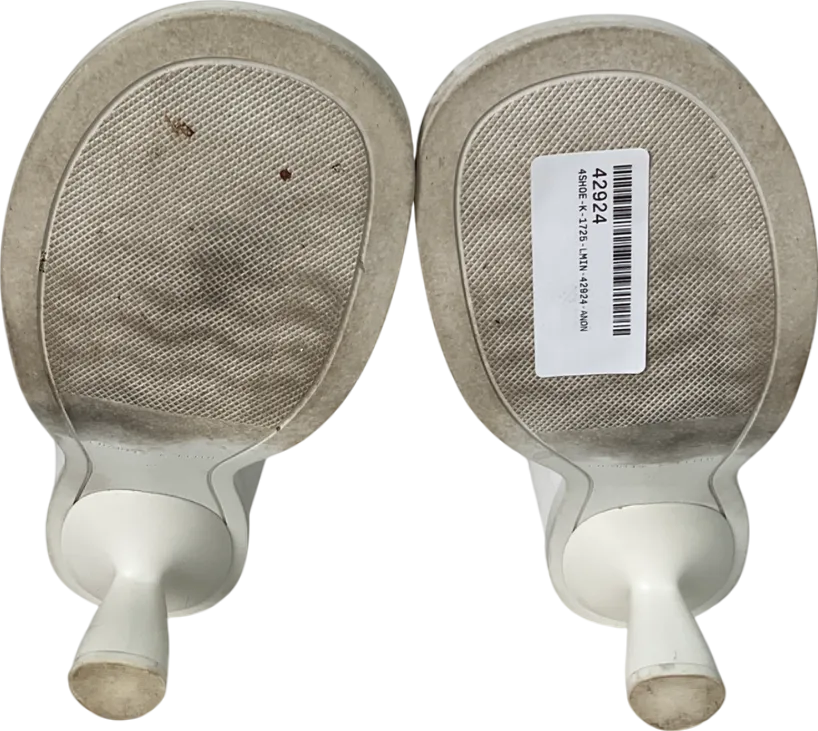 Charles & Keith White Alma Thong Mules UK 6 EU 39 