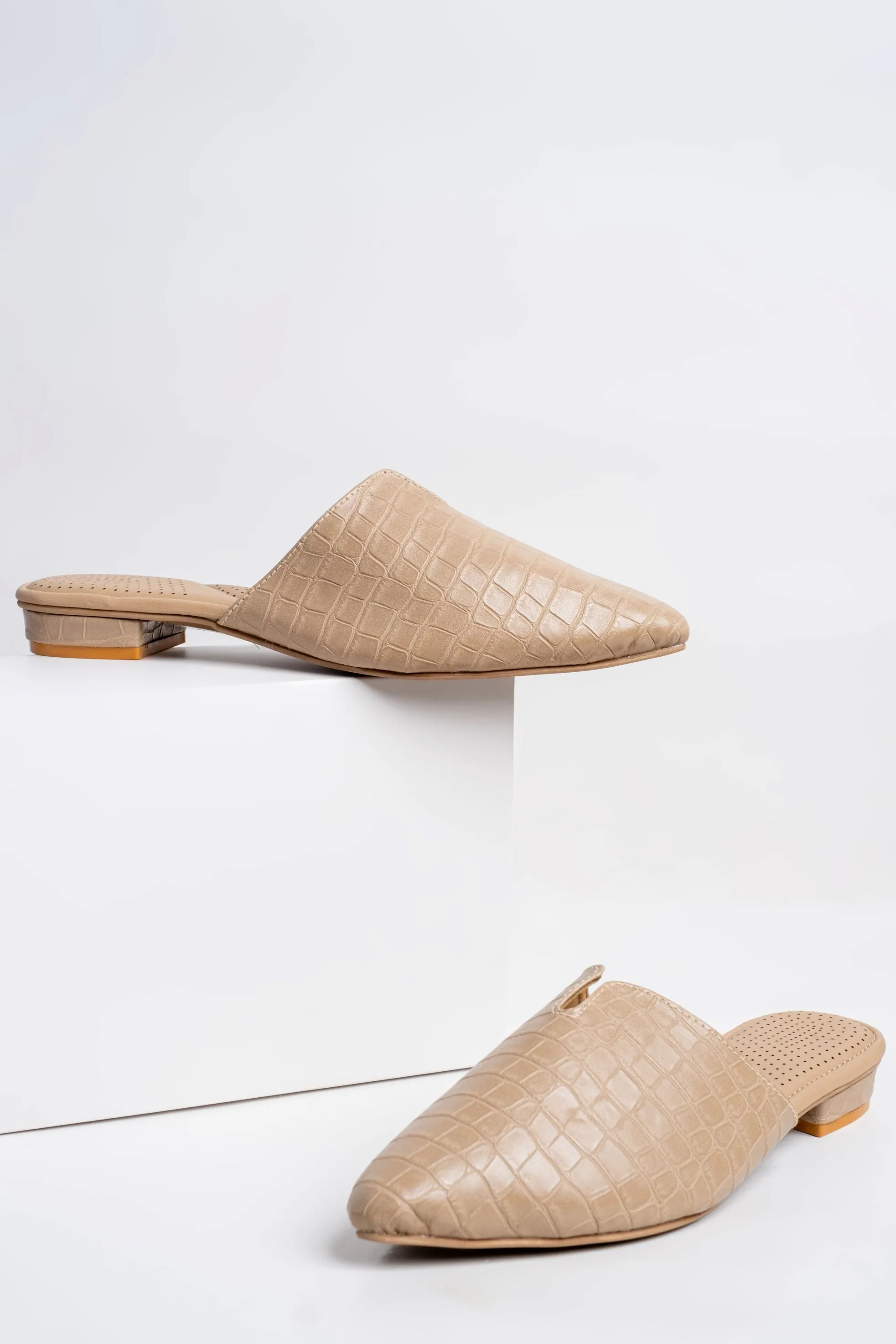 Solene - Luxury Flat Mules in Nude