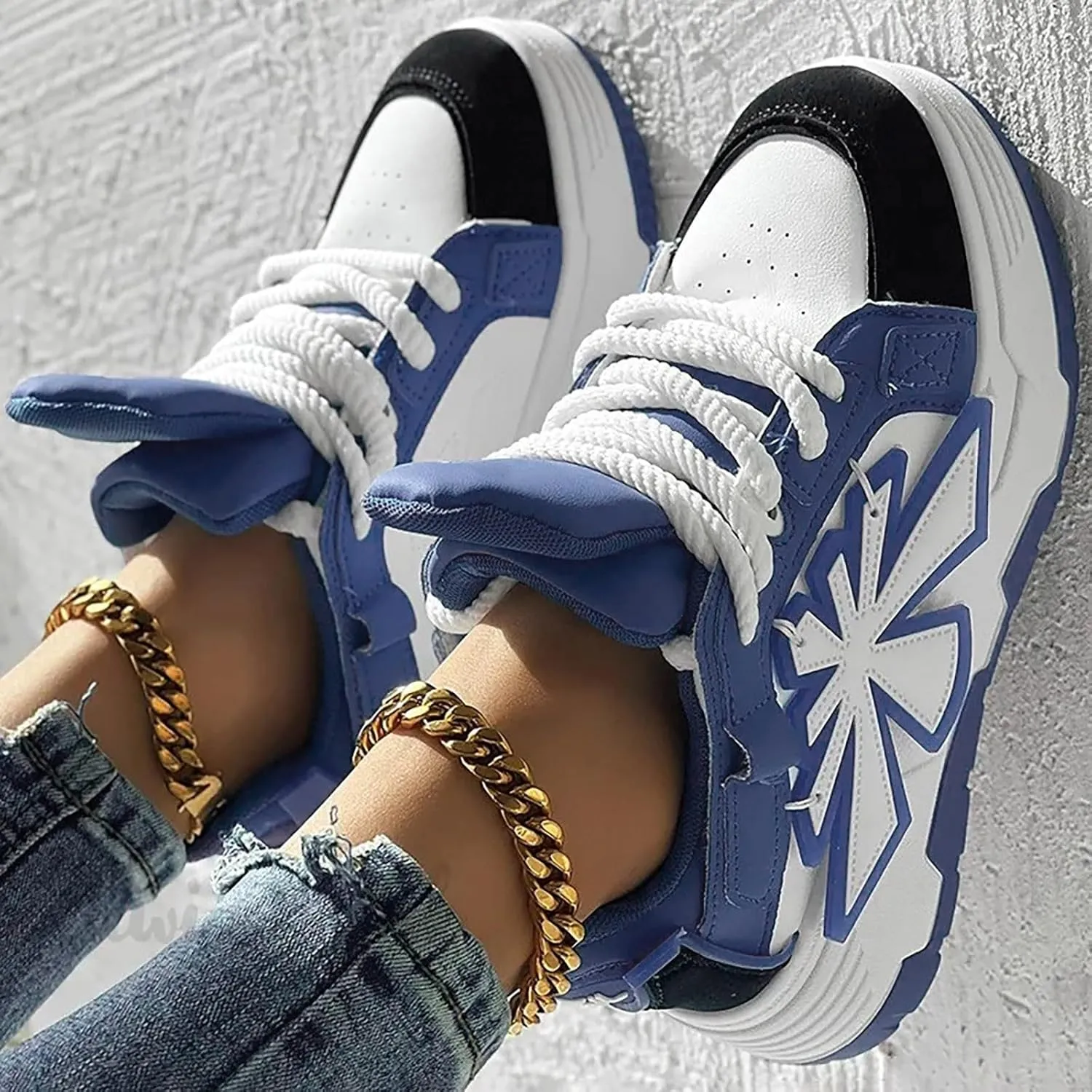 Women's Slip on Walking Shoes Memory Foam Non Slip Comfortable Running Shoes Breathable Mesh Sports Workout Tennis Shoes Lightweight Fashion Sneakers